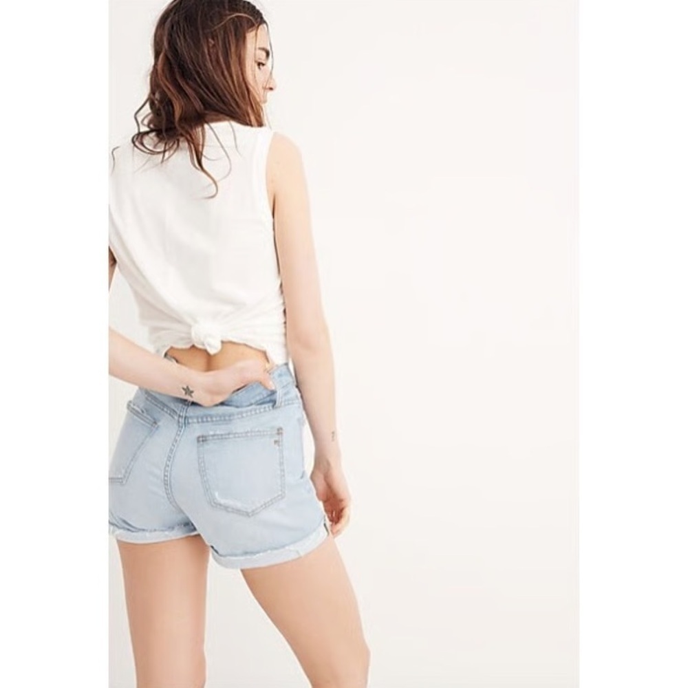 Madewell High Rise Denim Shorts in Posey Wash Distressed Size 23 Cotton